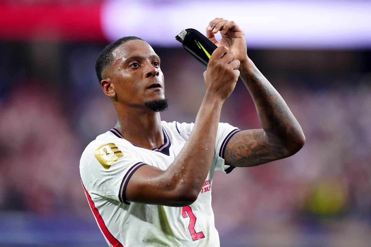 New Photo - Arsenal agree Ezri Konsa deal with Aston Villa to boost title defence