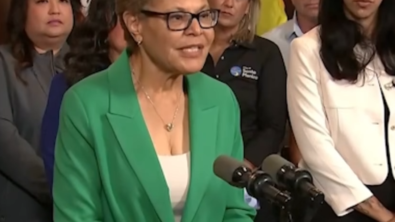 https://hermes.media.static.aol.com/media/2026/08/19/b5ea8f98-acd6-3aa5-8173-38a910f80948/cb2c9010-c448-4201-b9a5-4bfc0aaa762e.png