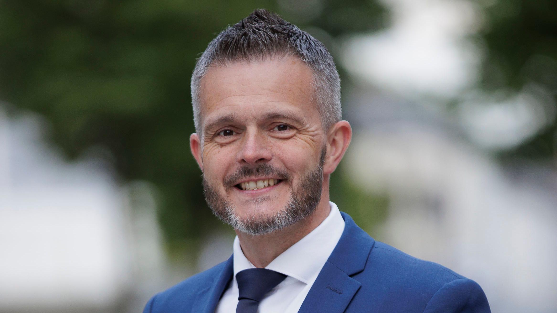 Robbie Butler announced as new health minister