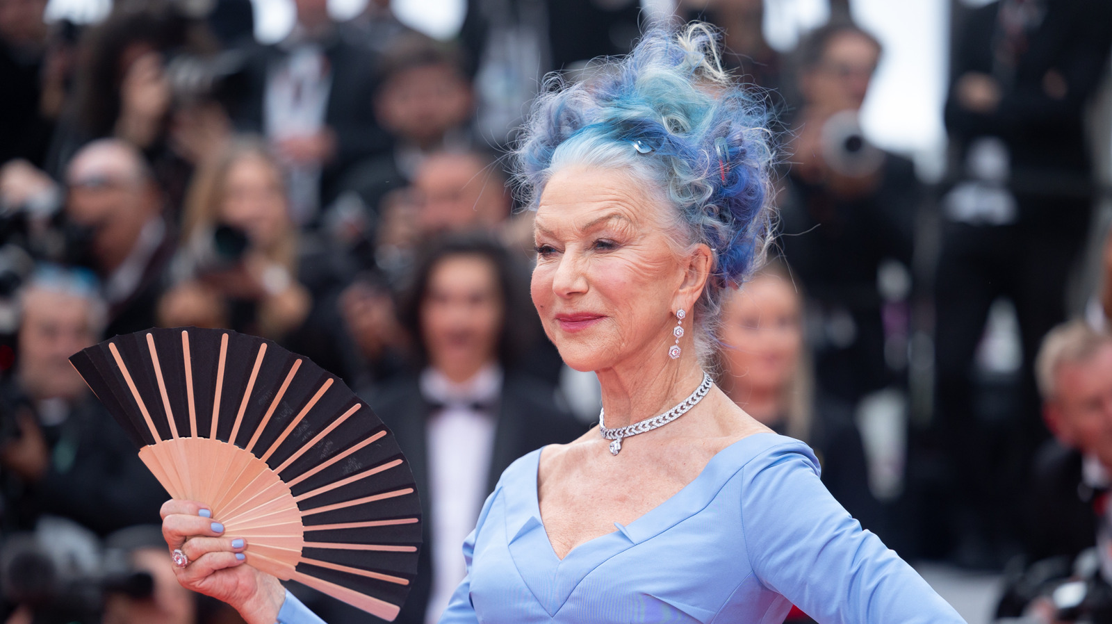 4 Hollywood Ladies Over 40 Who Have Tried Adventurous Hair Colors