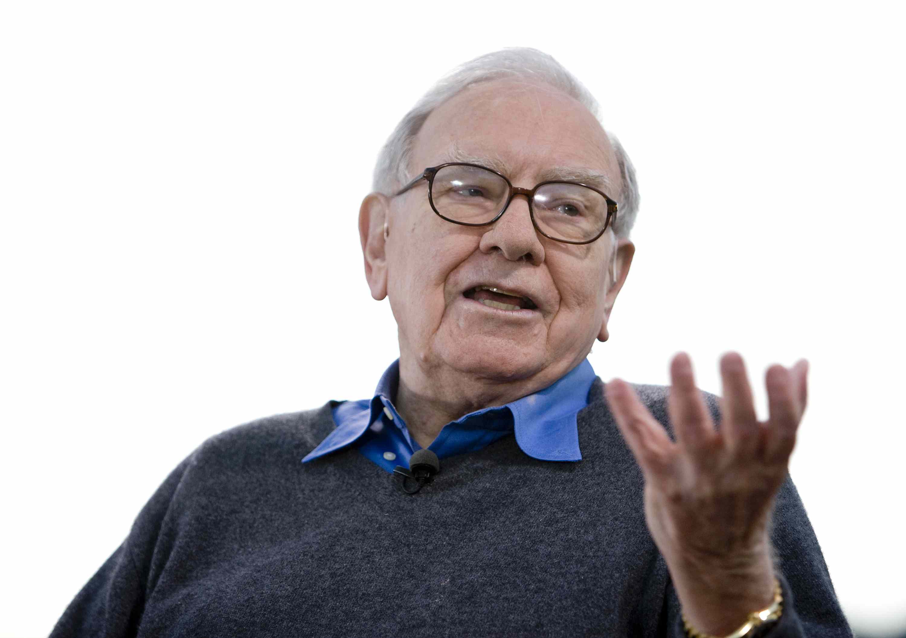 Warren Buffett’s Lessons on How to Avoid Classic Investor Mistakes and Spot Traps Early