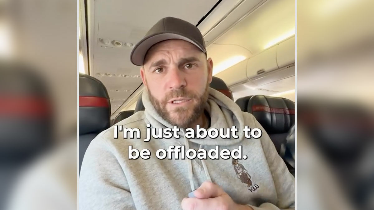 Wheelchair Advocate Slams Airline After Missing Flight But Netizens Claim It Was Justified