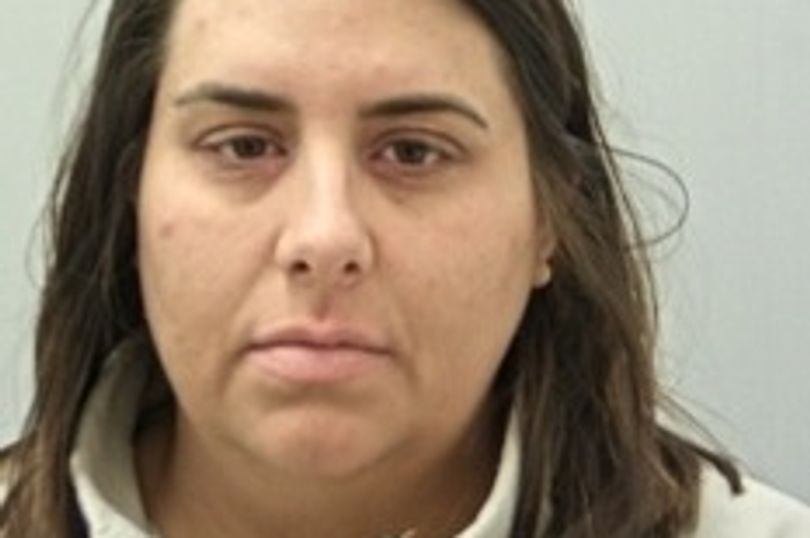 'Besotted' nurse who 'enjoyed thrill' of smuggling drugs into jail struck off