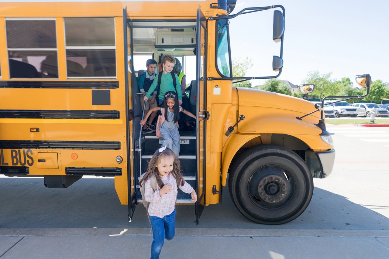 why-are-school-buses-yellow-the-fascinating-history-of-an-american