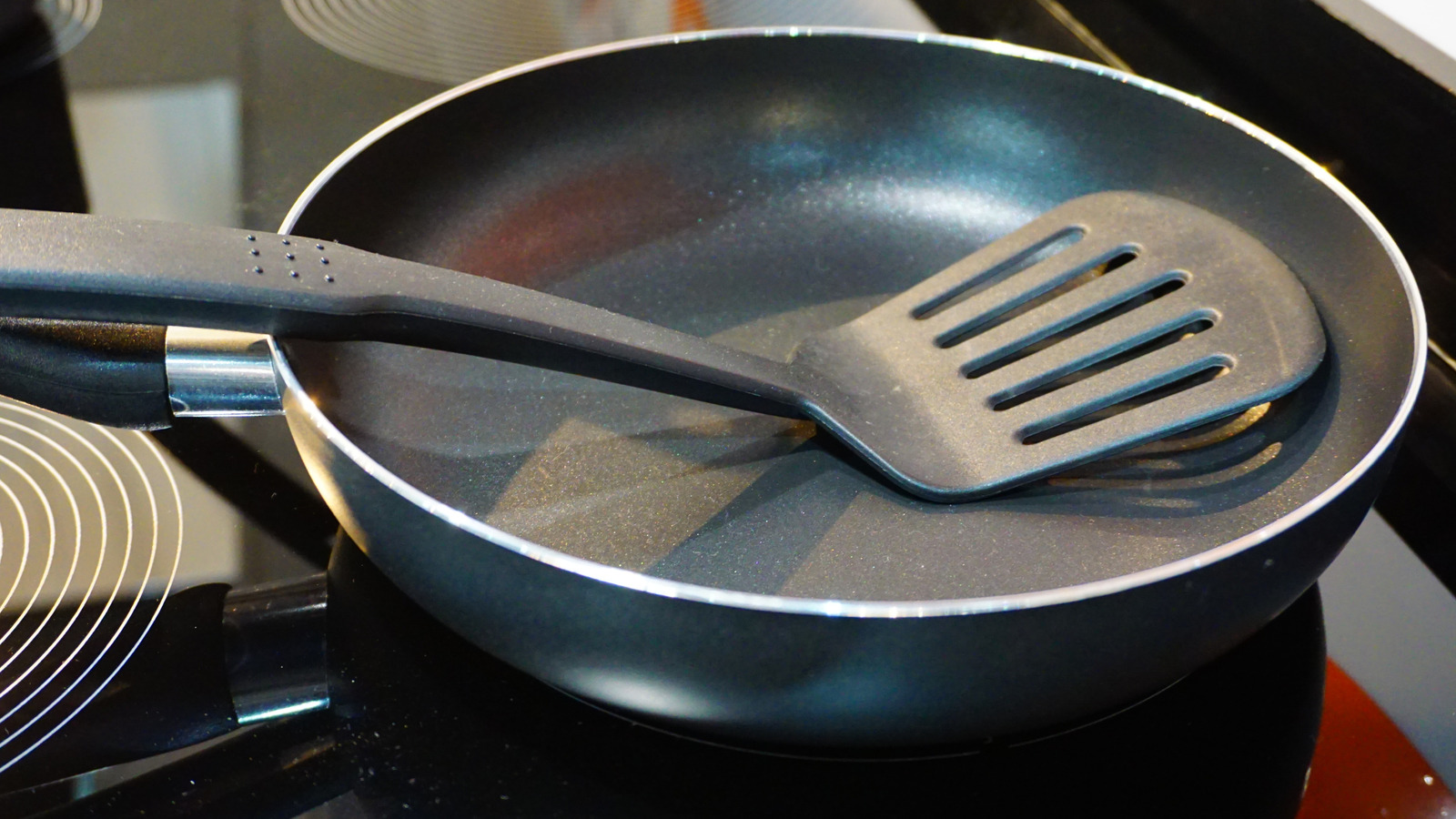 Concerned About Chemicals In Nonstick Pans? A Doctor Says Look For These Terms On Cookware