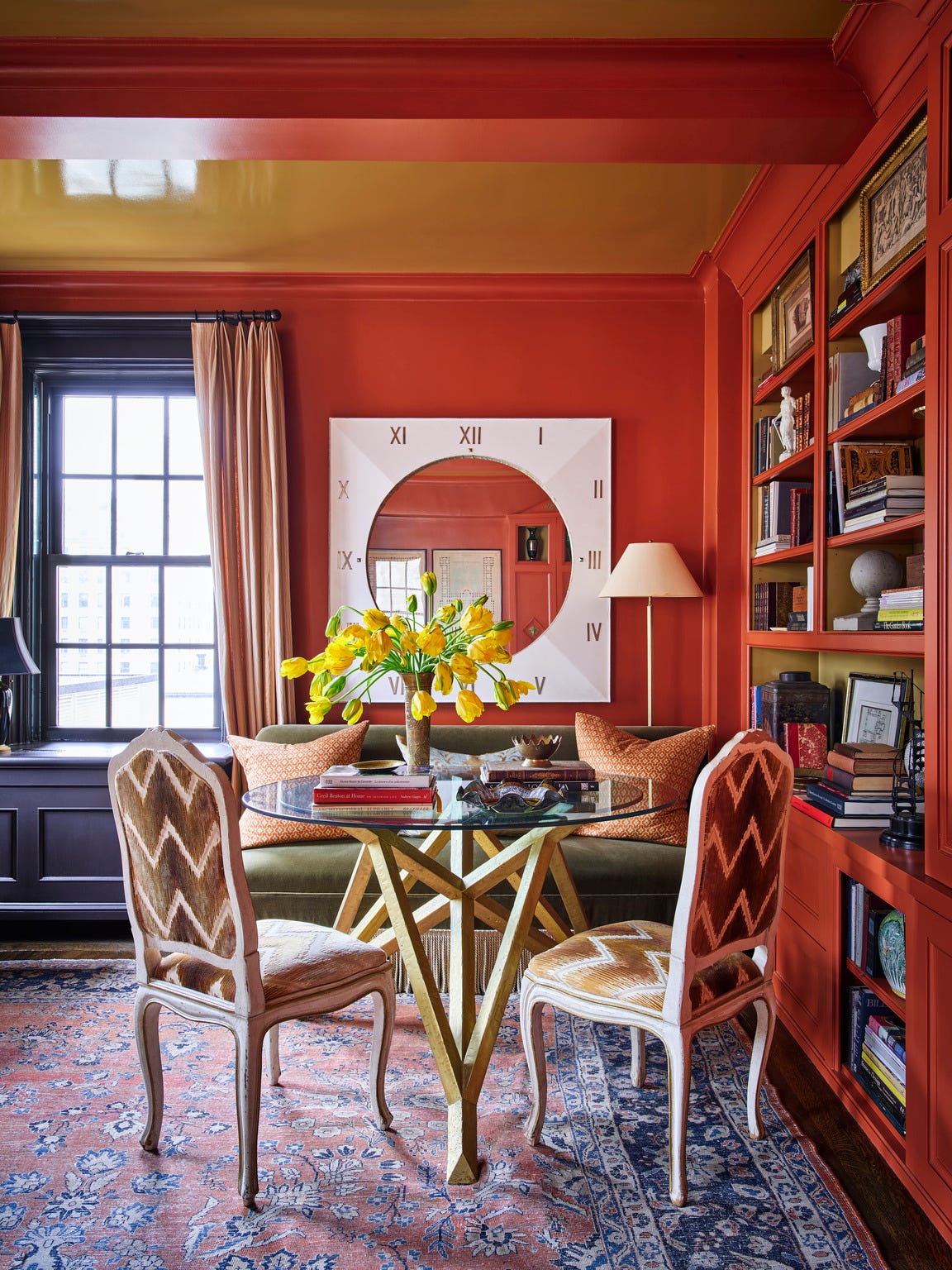 This Designer’s Apartment in the Legendary Carlyle Hotel Is a Jewel Box ...