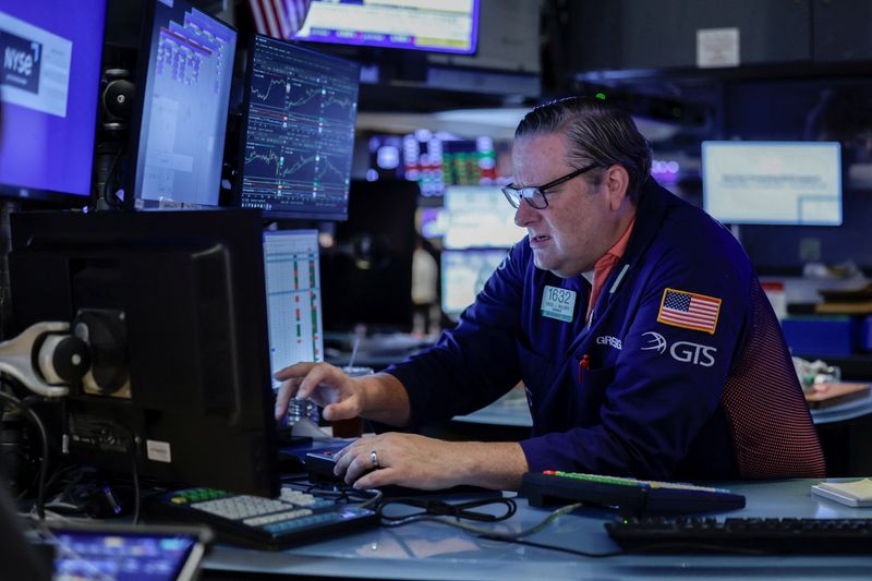 Morning Bid: Long bond bother - Reuters