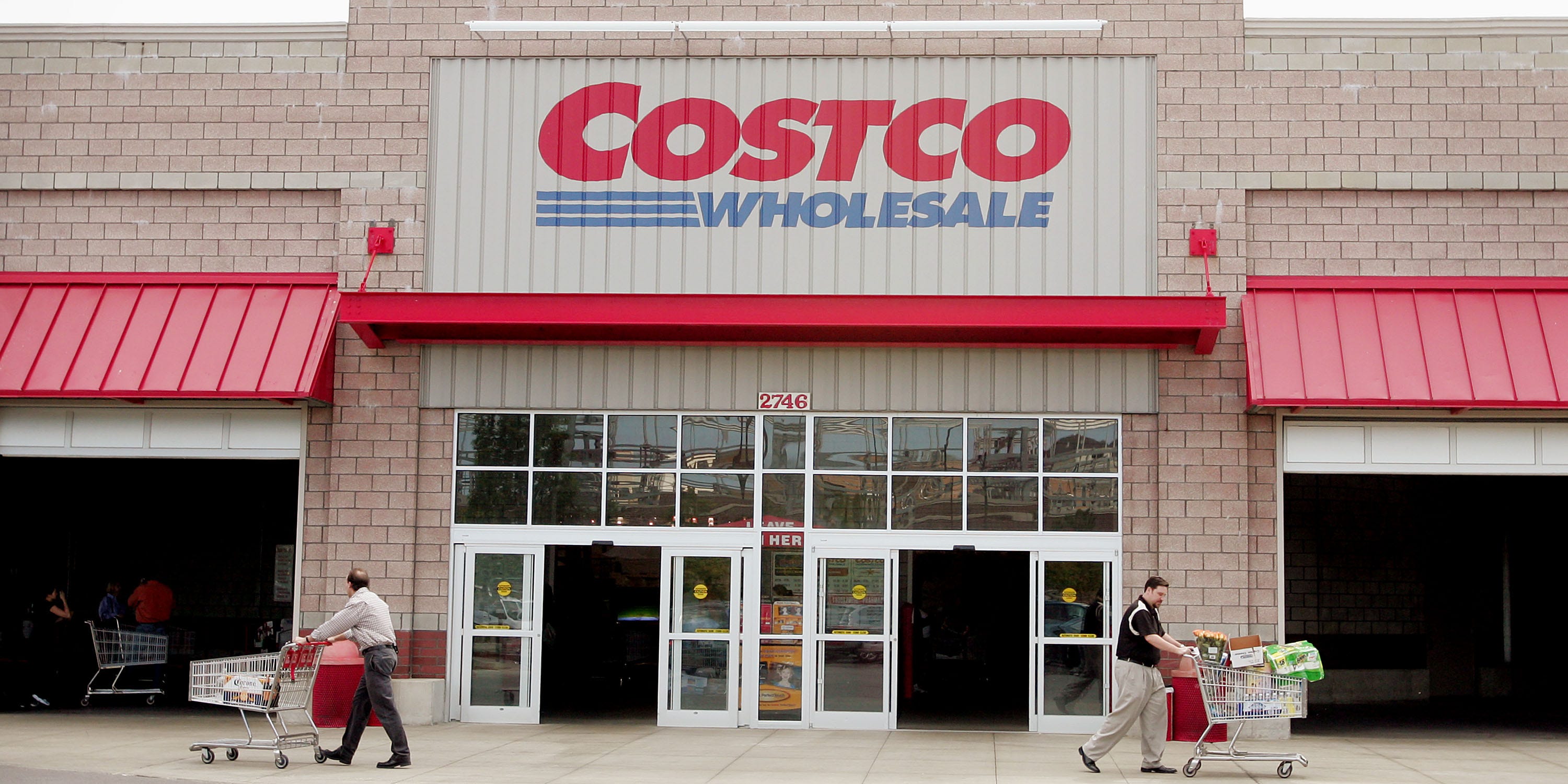Costco Just Brought Back a Beloved Baking Item—And Shoppers Are ...