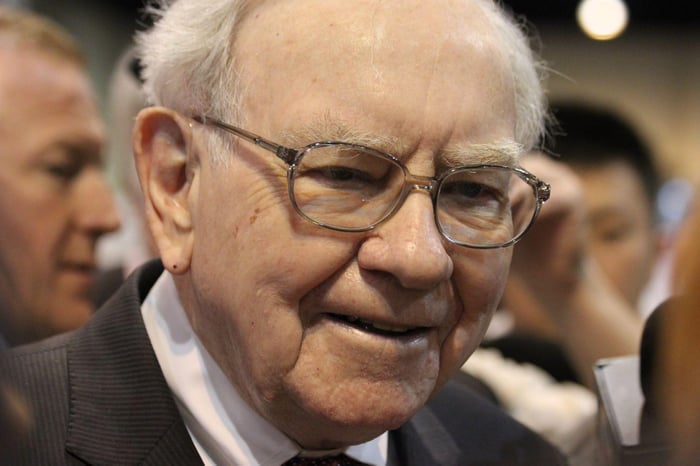 If a Stock Market Crash Is Coming, Warren Buffett's Playbook Says Do This 1 Thing Right Now