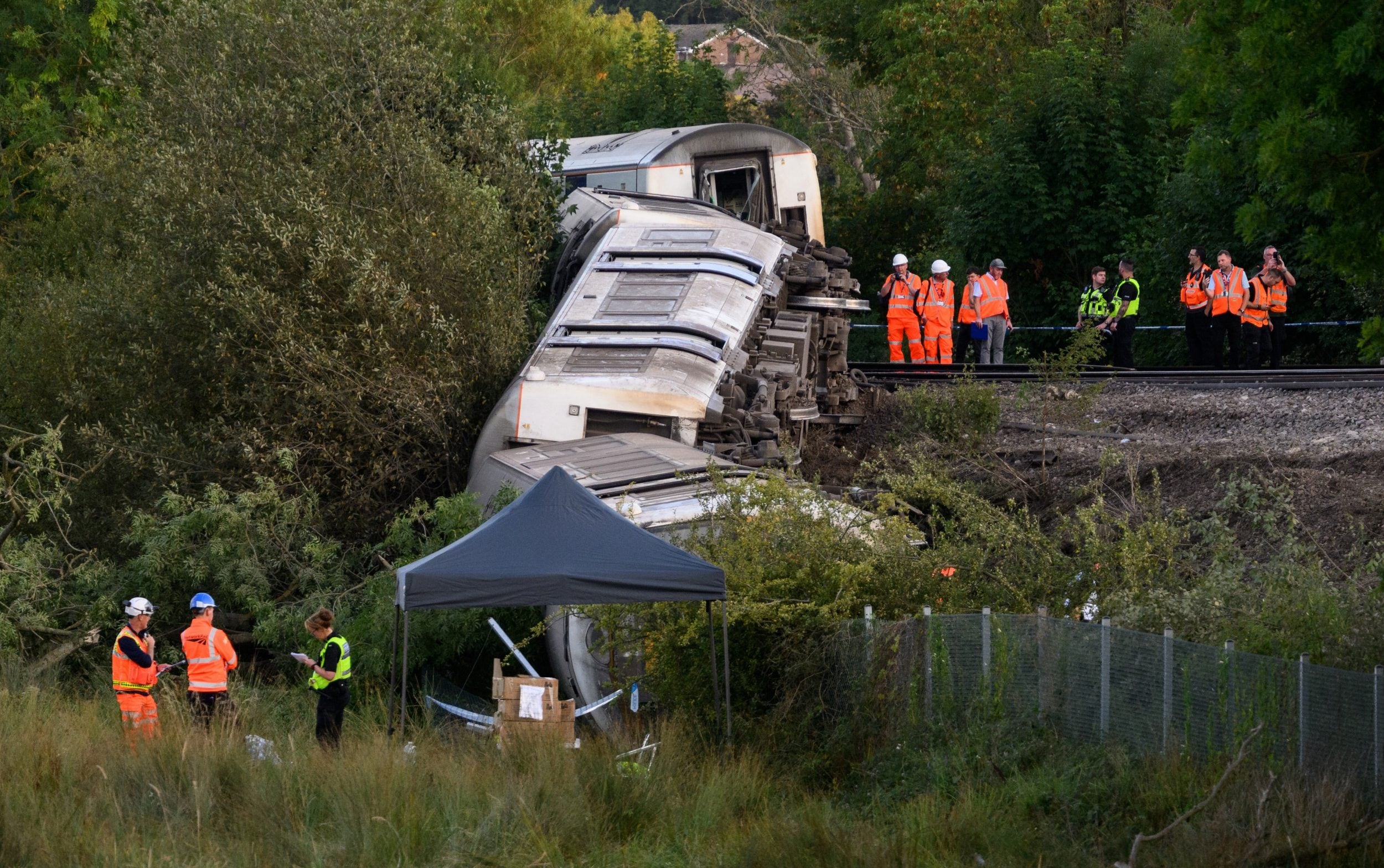 Railways at risk as weeks of record-breaking heat damages soil