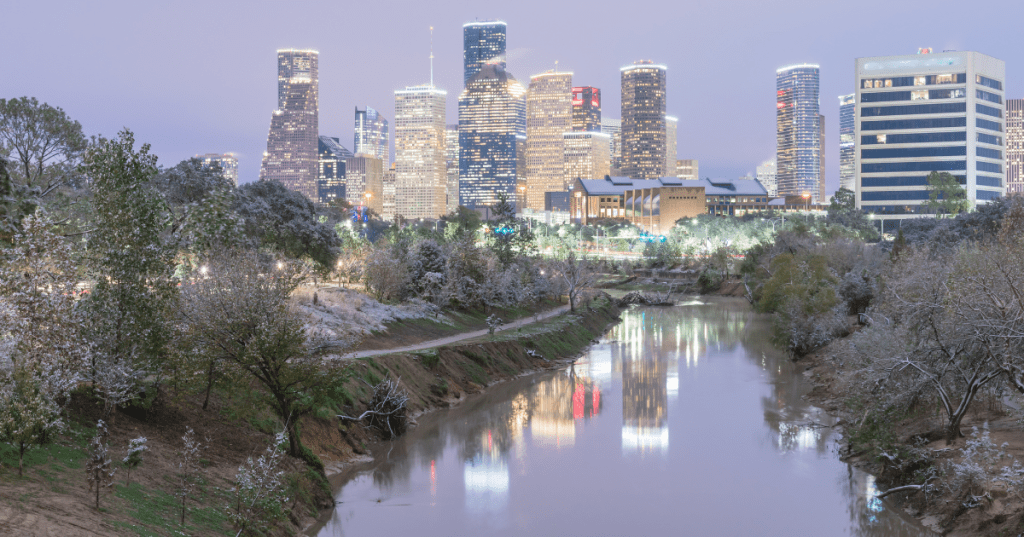 Here's What the Farmers' Almanac Predicts for Texas Winter