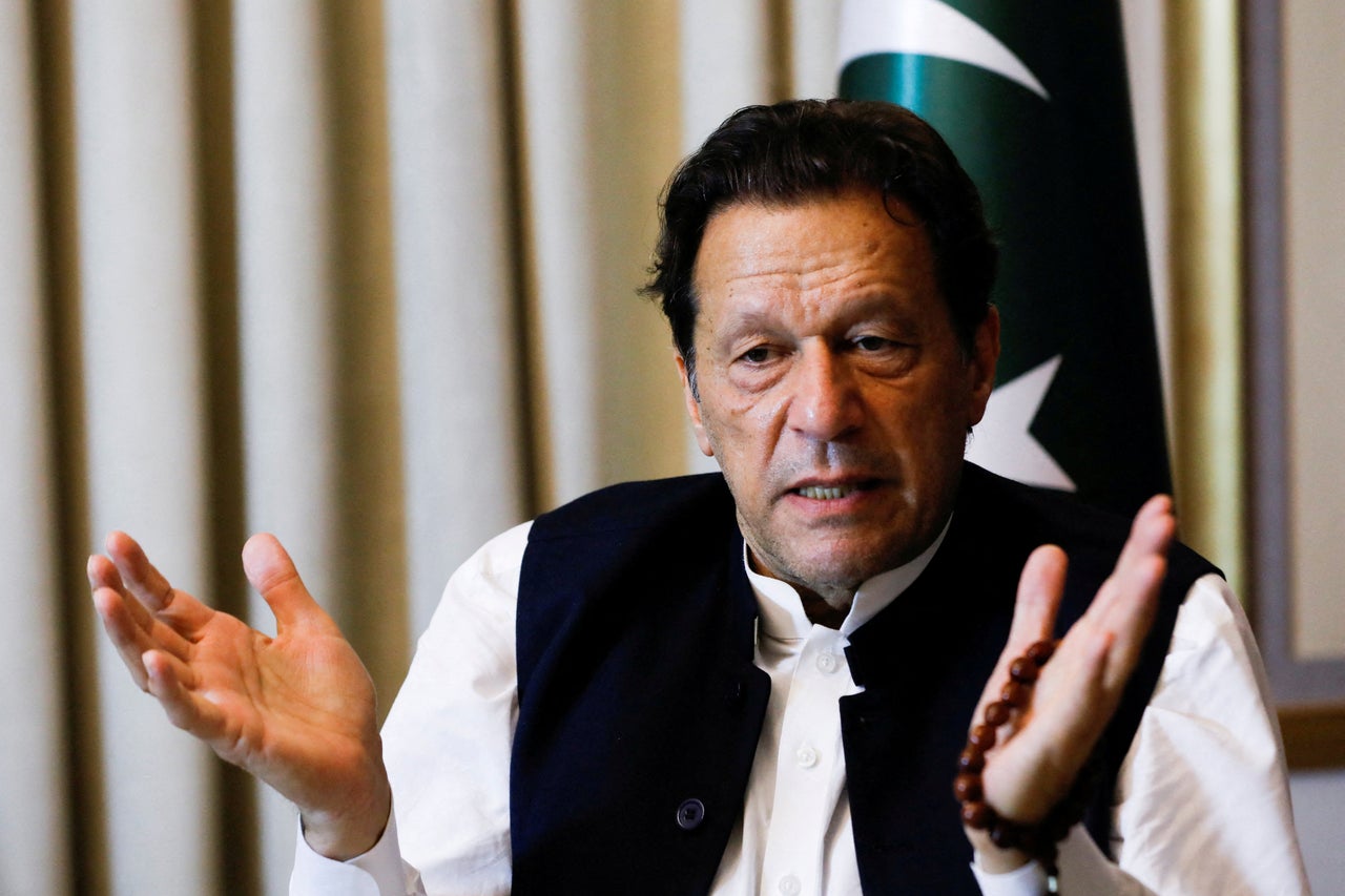 Former cricket captains issue fresh appeal to Pakistan on behalf of Imran Khan  AOL.com