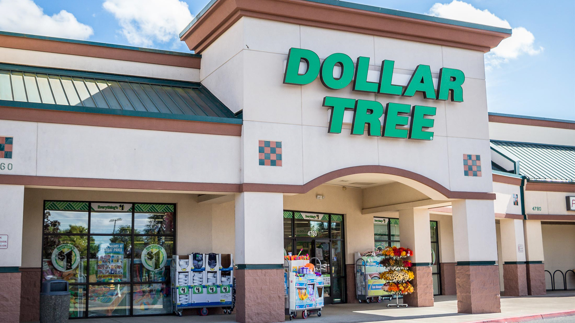9 Dollar Tree Buys That Could Help Families Stretch Fall Budgets