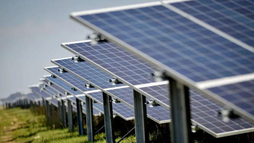 Huge solar farm set to cost £1bn