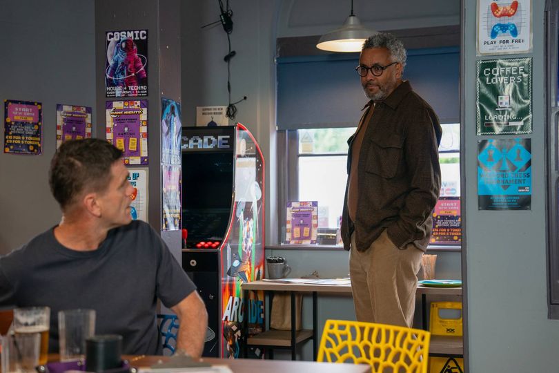 EastEnders fans all say same thing about newcomer Darnell Larson in dark twist