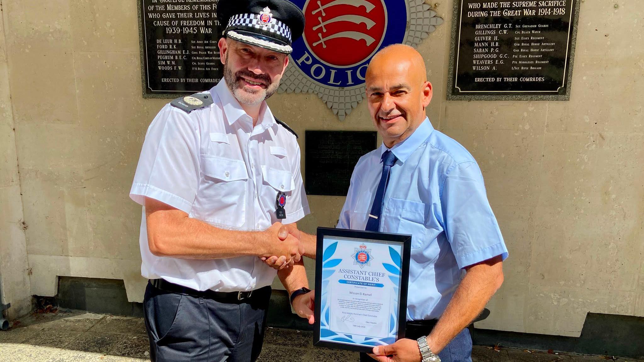 Police honour bravery of amusement arcade staff