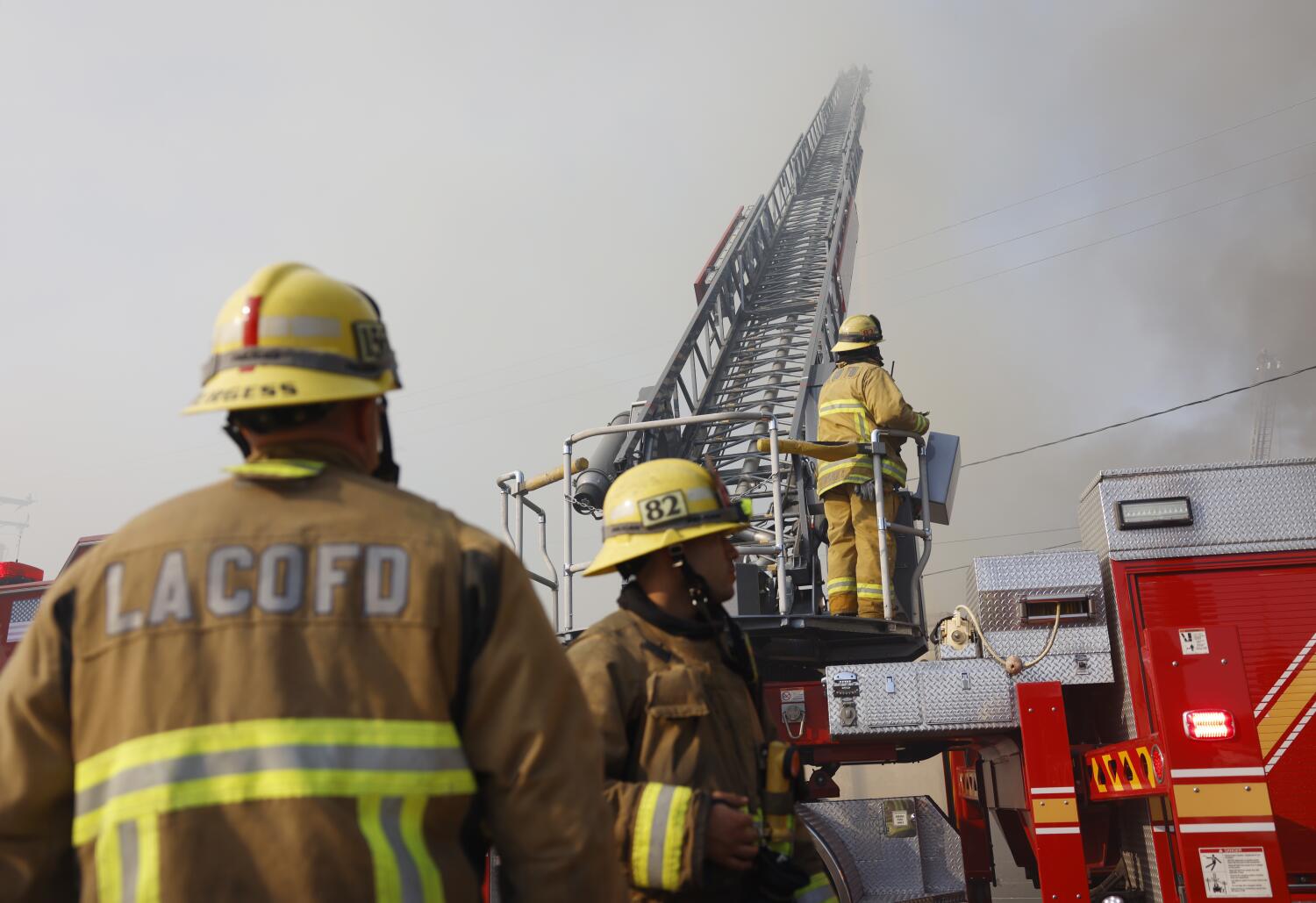 Massive fire destroys beloved small businesses in 'heart of Old Town ...