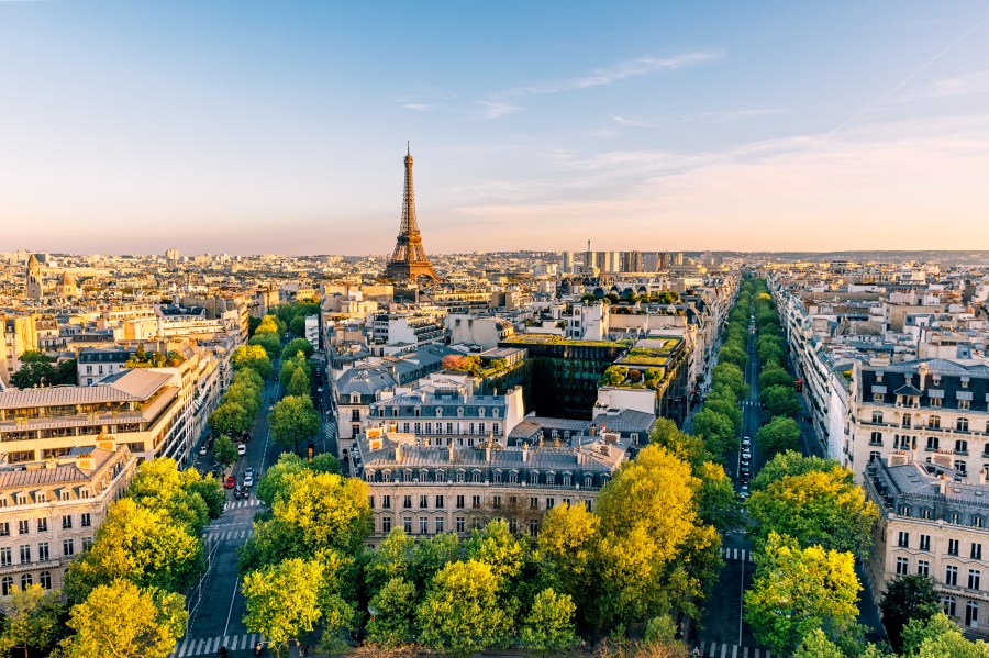 United to add nonstop flight from Denver to Paris in major expansion