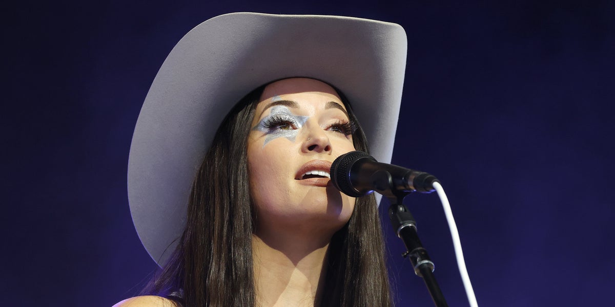 Photo: aol.com Kacey Musgraves Sparks MAGA Backlash Over Birthday Charity Request for Immigrant Children