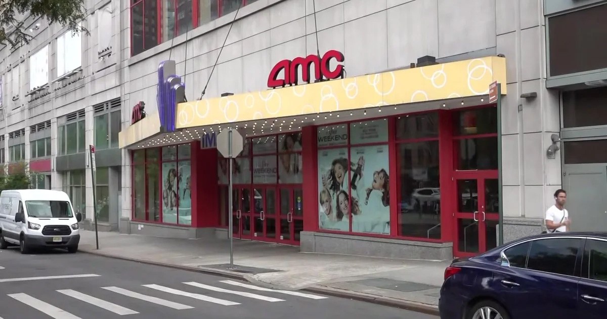 NYC Mourns Closure of Beloved Manhattan Movie Theater