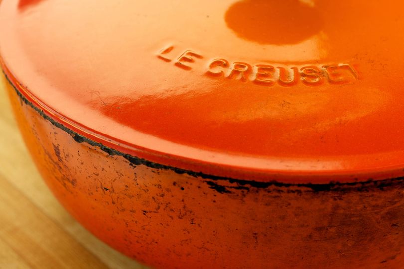 Woman buys Le Creuset pot for £11 but 'hits jackpot' after learning true value