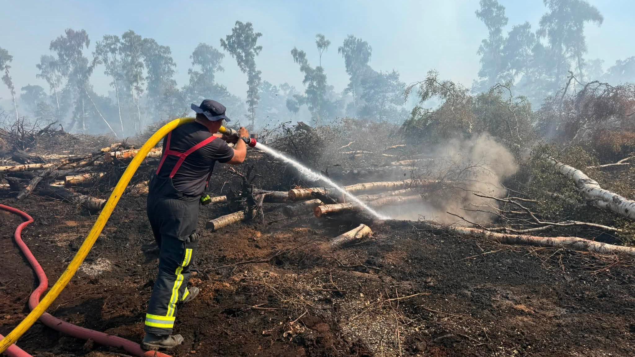 Holme Fen fire stood down as major incident
