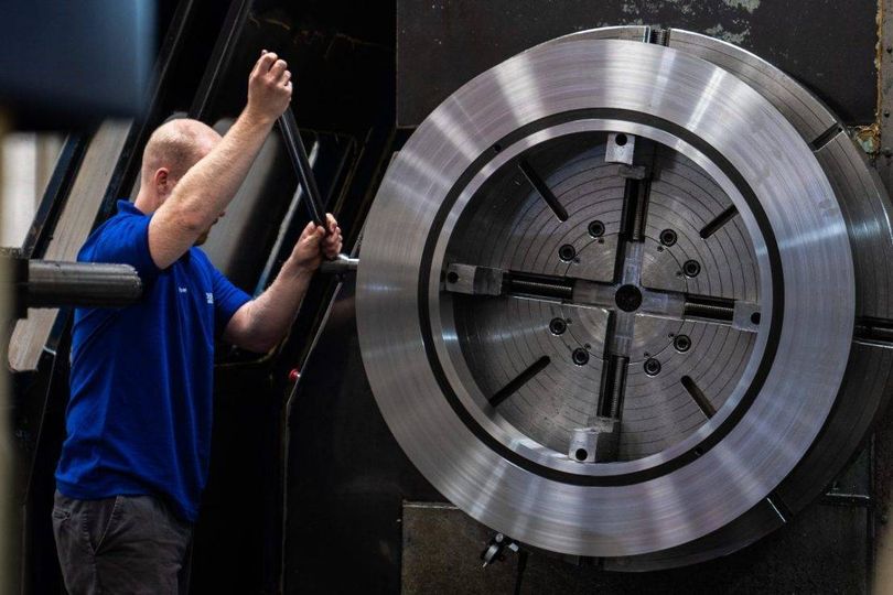 Rising costs leave small firms struggling to afford UK apprentice training schemes