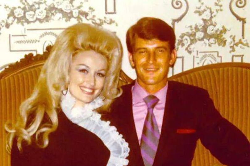 Dolly Parton to be buried in plush cotton next to husband Carl Dean in her final  wish - AOL
