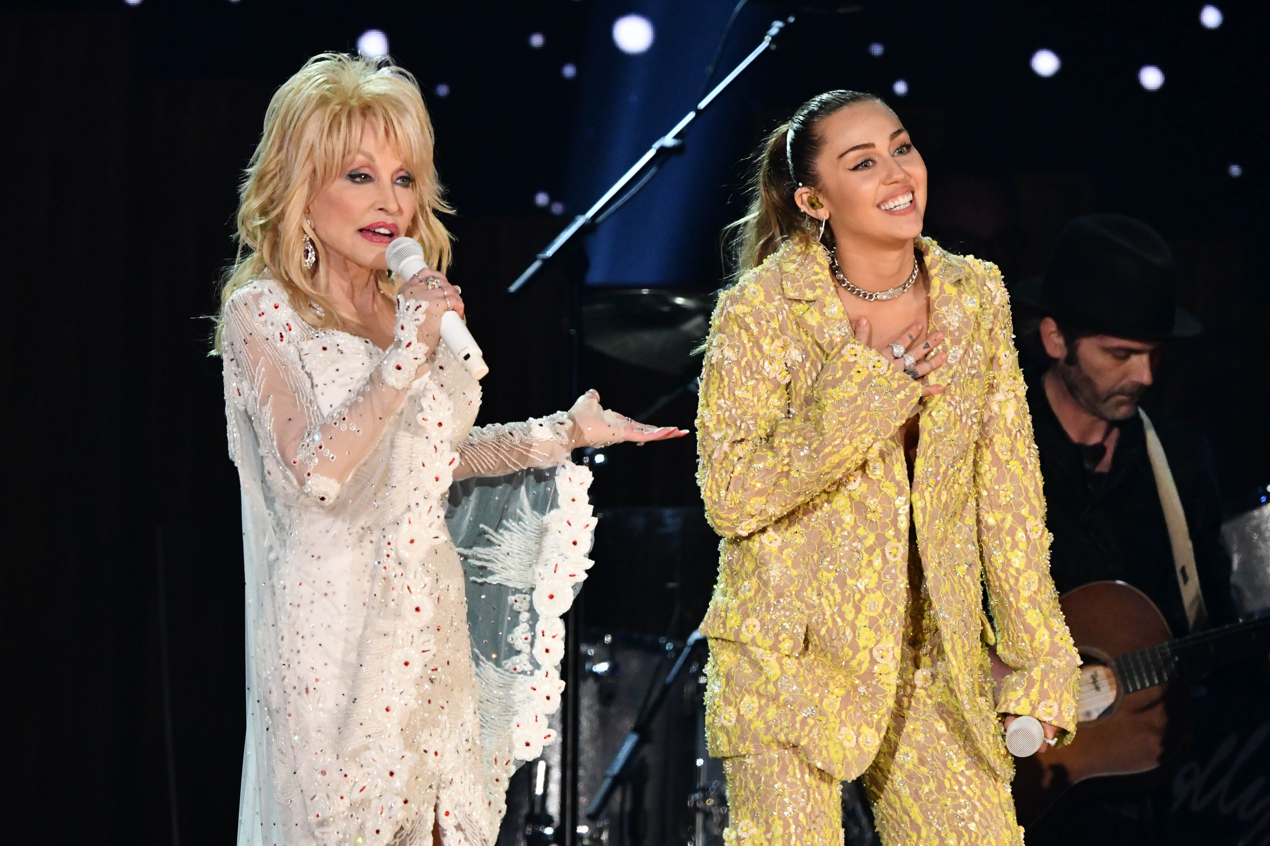 Miley Cyrus shares heartfelt tribute after 'Aunt' Dolly Parton's passing
