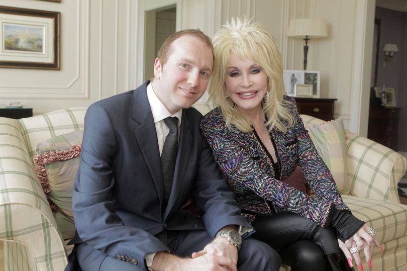 I met Dolly Parton when I was a hungover mess - her response showed exactly who she was