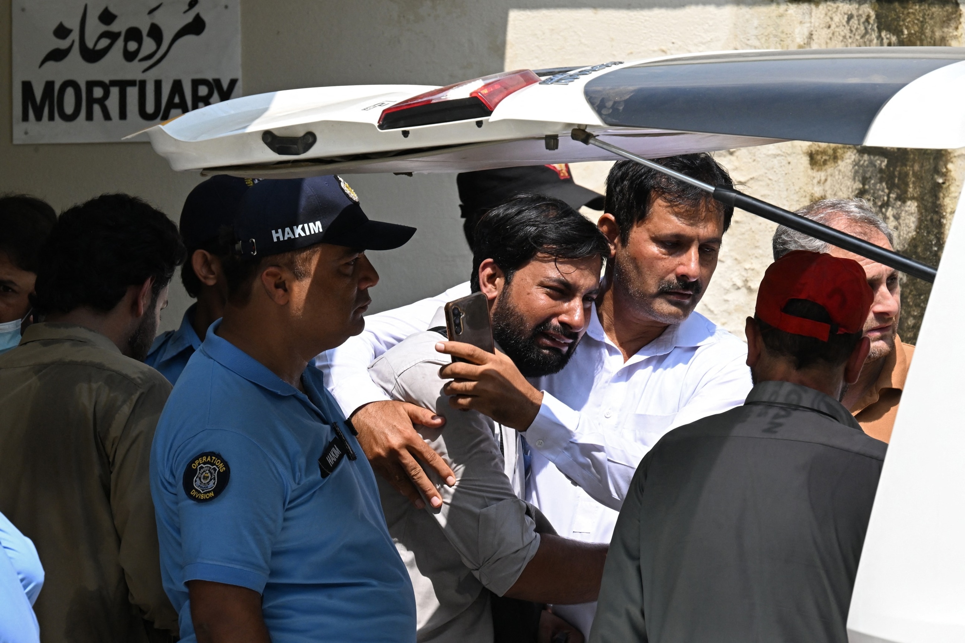 14 newborns killed in fire at Pakistan hospital, doctor says