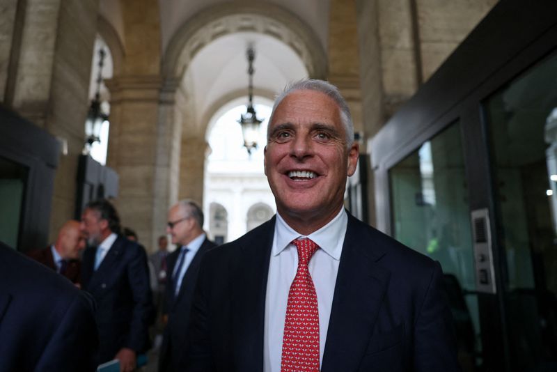 German Finance Minister to meet UniCredit CEO over Commerzbank takeover - finance news from AOL