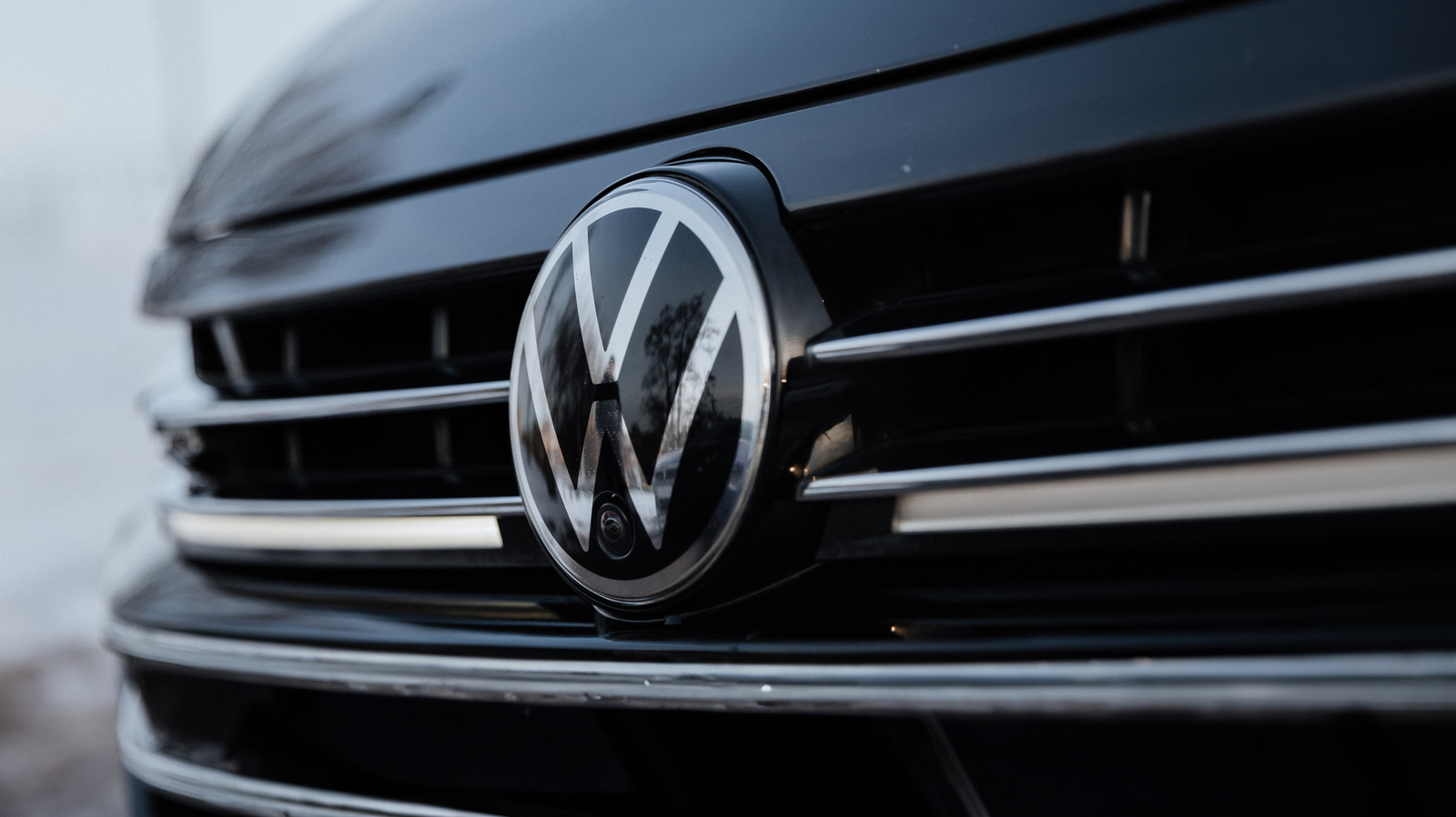 Стоимость ремонта или замены турбокомпрессора в автомобилях Volkswagen варьируется от 800 до 2500 долларов