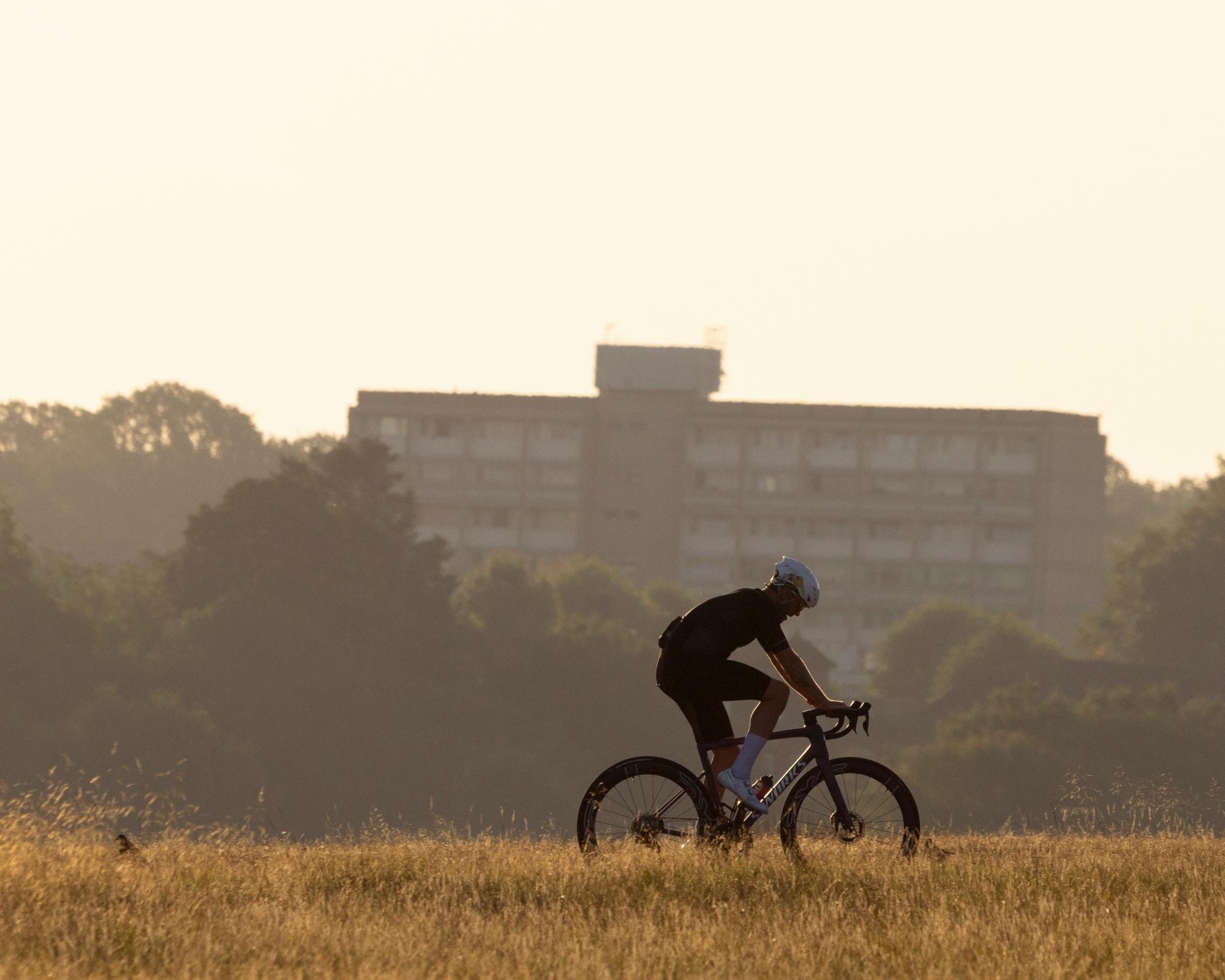 Heatwaves show UK must do more to promote sustainable transport, campaigners say