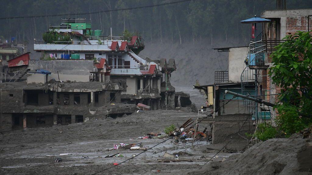 Nurse missing in Nepal-Tibet flash flood