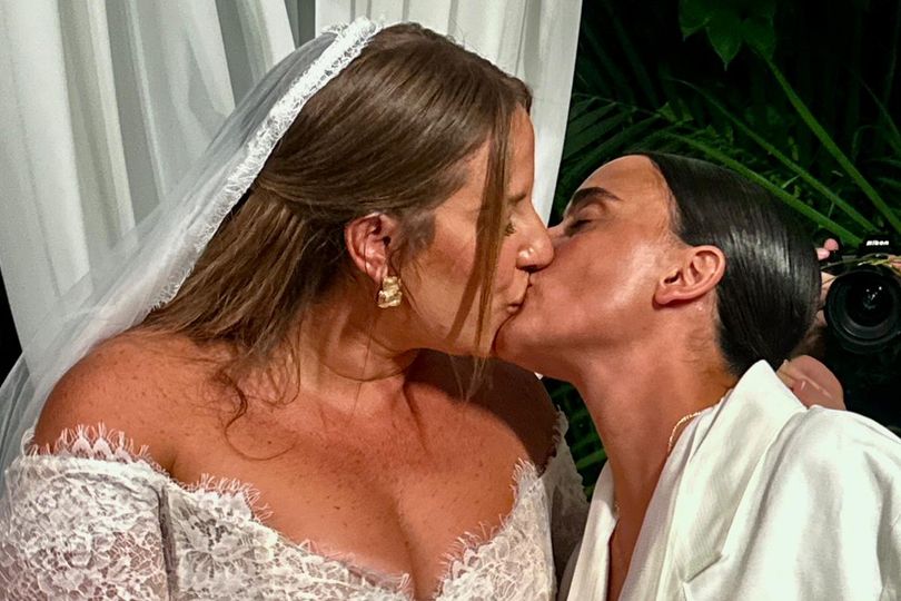 British woman held by Hamas for 471 days marries the love of her life Andy Lines & Paul Martin 0