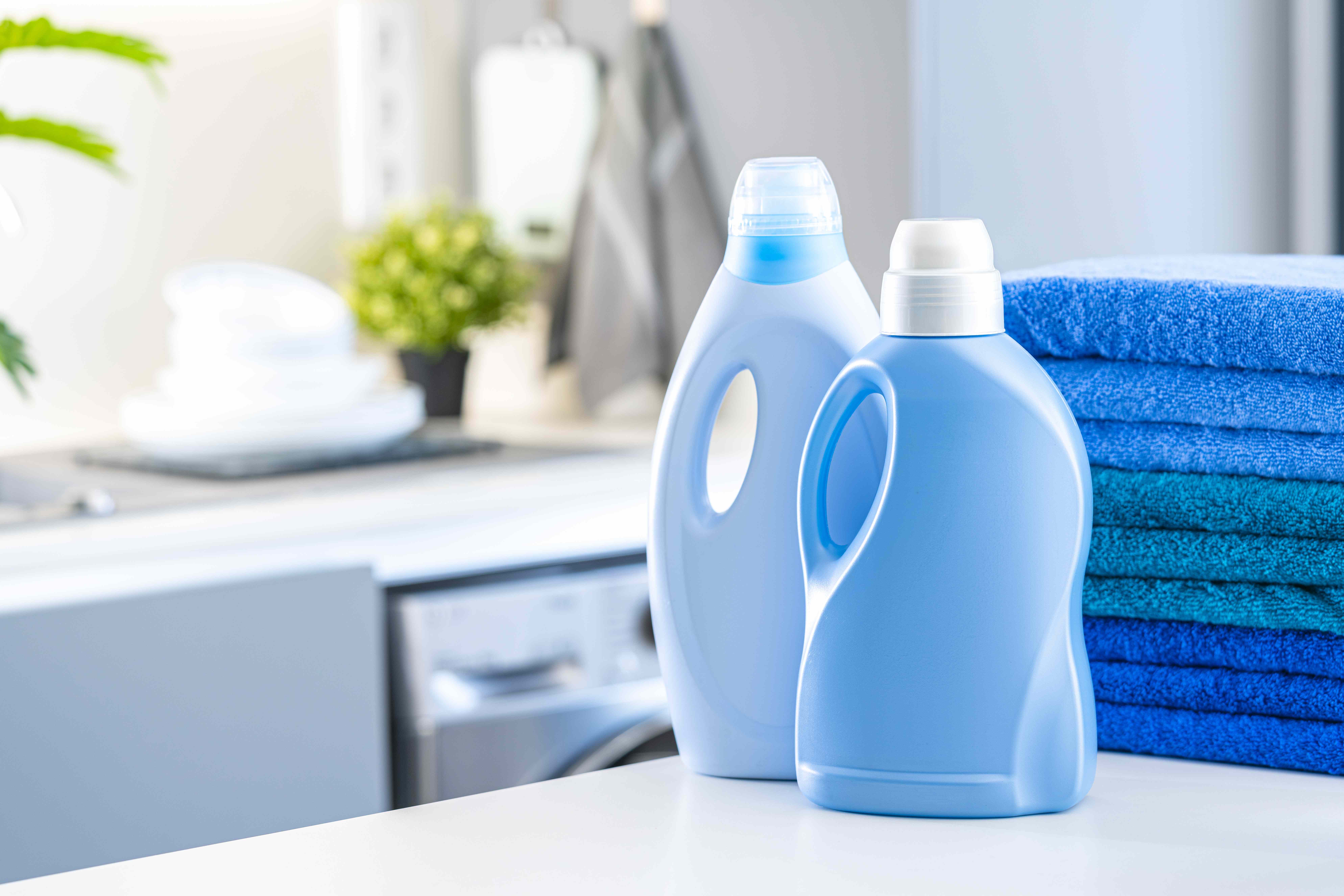 Should You Use Liquid Or Powder Laundry Detergent?