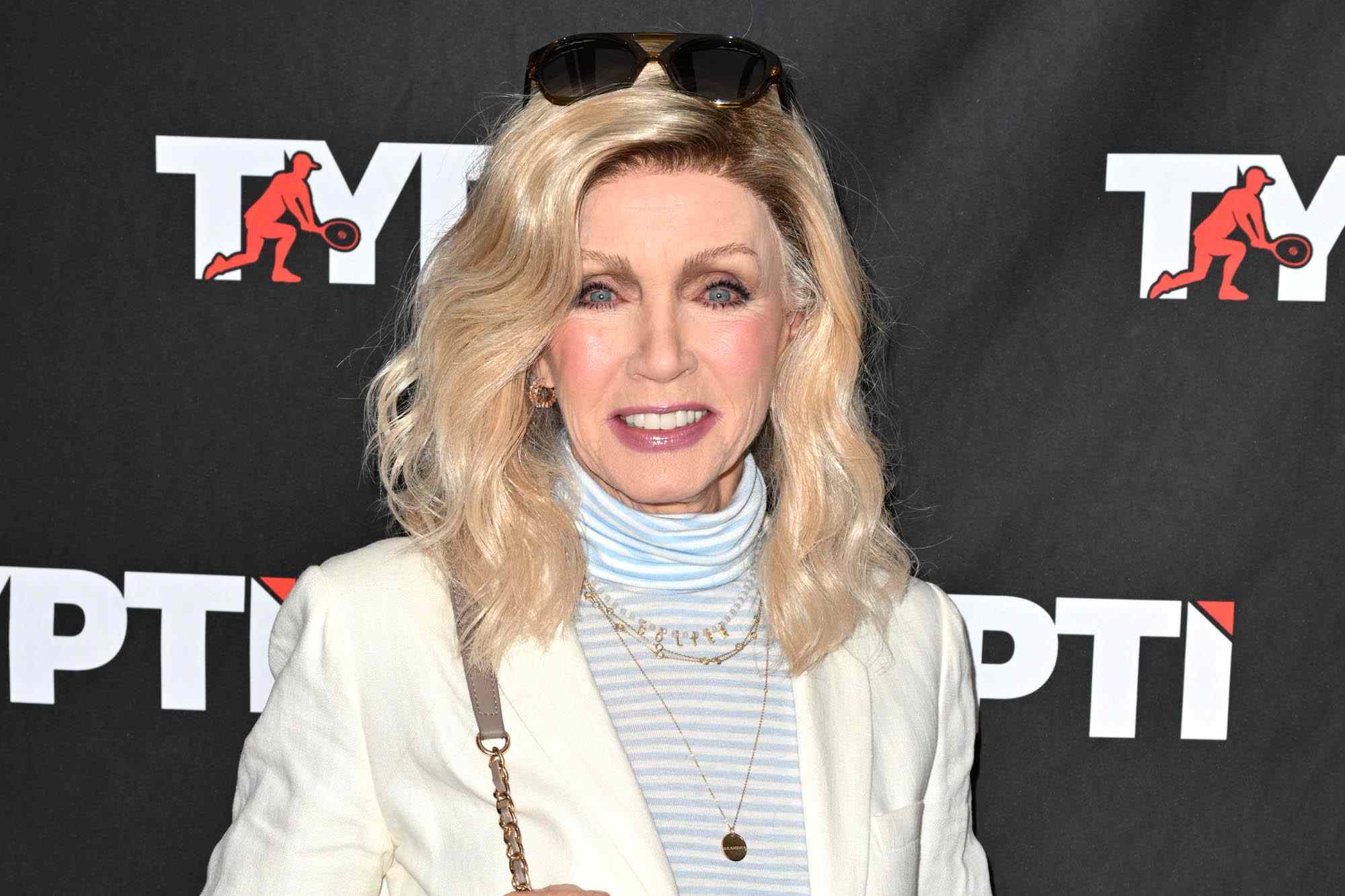 Here's how much Donna Mills has earned during first month on OnlyFans