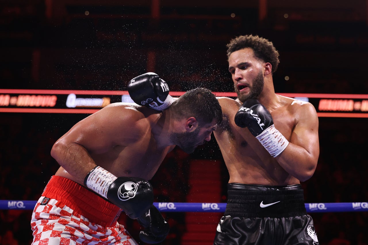 Moses Itauma problem highlighted by four-weight world champion after brutal knockout loss