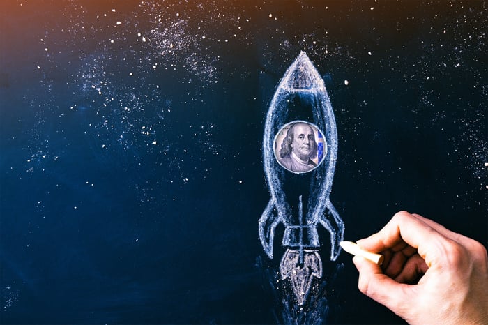Is SpaceX Stock a Buy After Its First Earnings Report ?