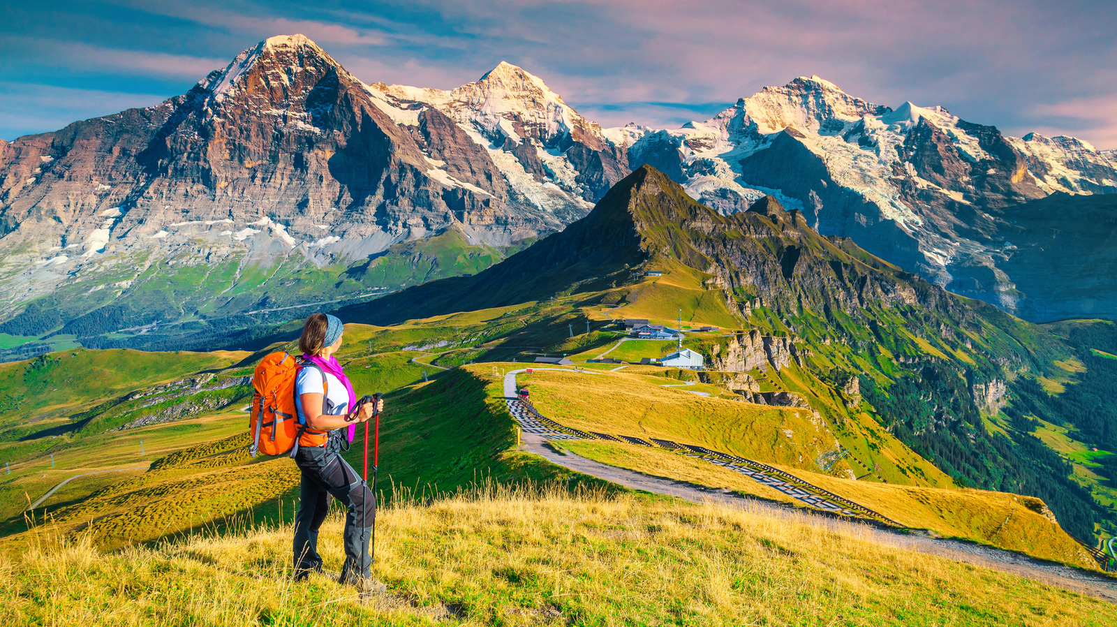 rick-steves-says-this-is-the-time-of-year-to-see-the-swiss-alps-without