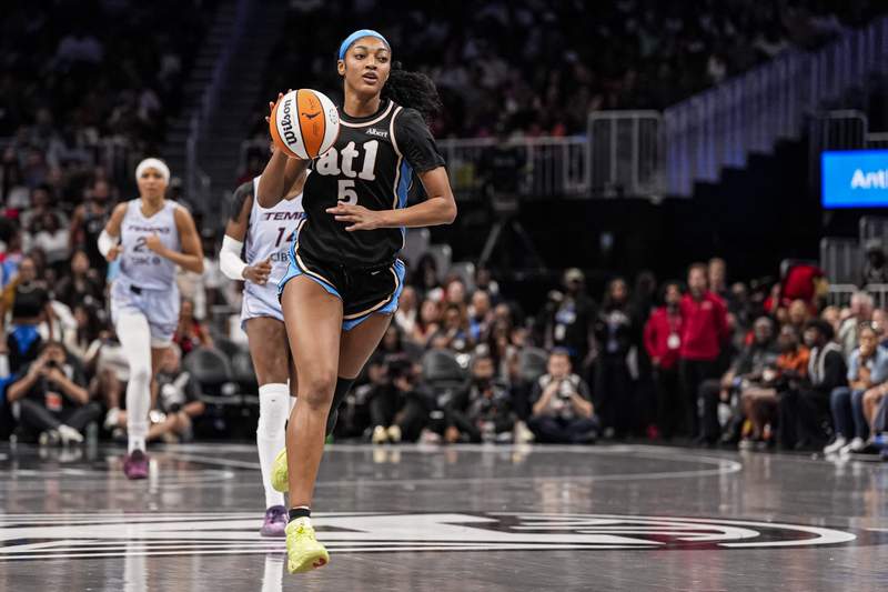 “Praise for Attempting 3s is Hilarious”: Fans React to National TV Praise for Angel Reese's Offensive Development