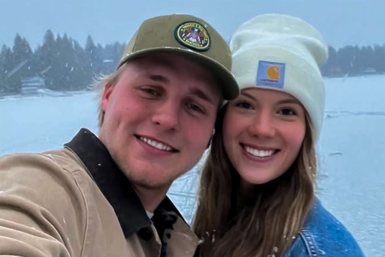 New Photo - “Welcome to Plathville”’s Isaac Plath Rekindles Relationship with Kaylynn: ‘Always Been You’