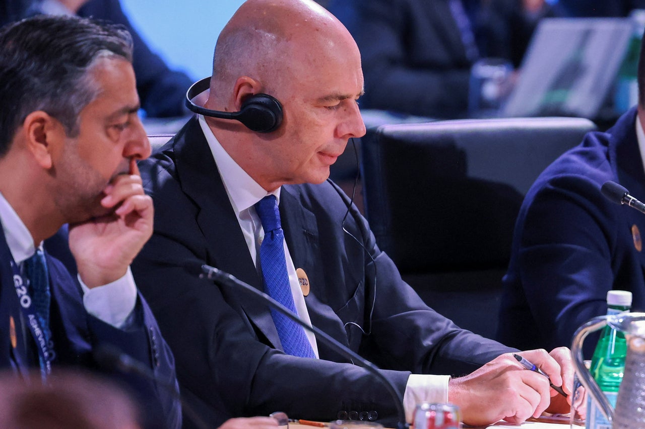 New Photo - Trump faces huge backlash for inviting Russian finance minister to G20 talks after years of exile