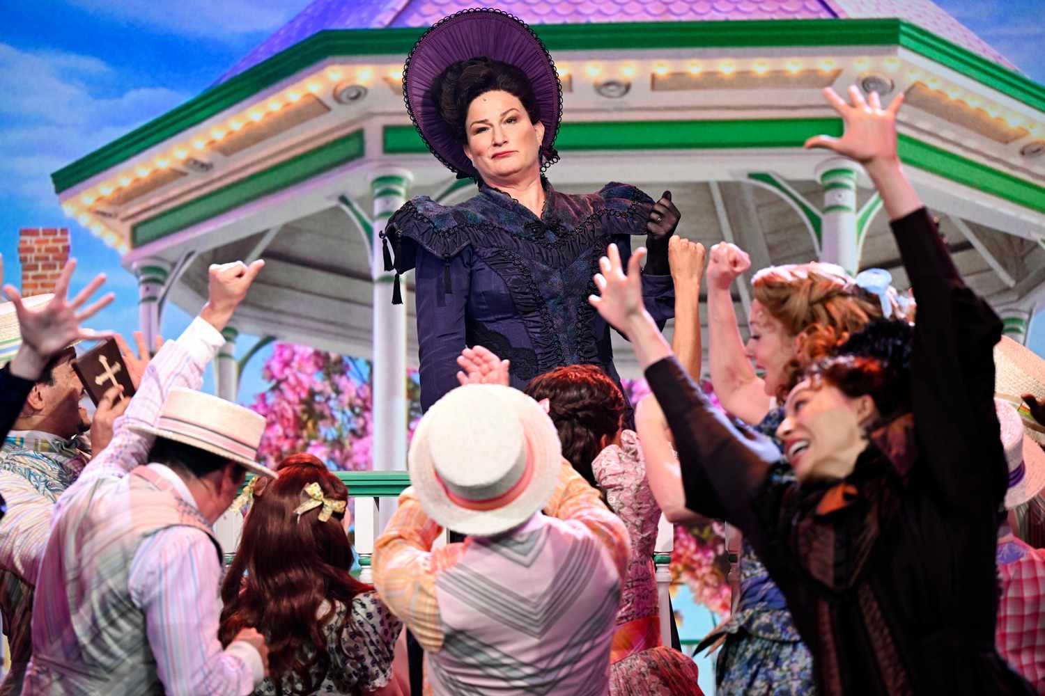 Ana Gasteyer Calls Role in Broadway's Tony-Winning Musical “Schmigadoon” Everything She ‘Could Have Dreamed Of' (Exclusive)
