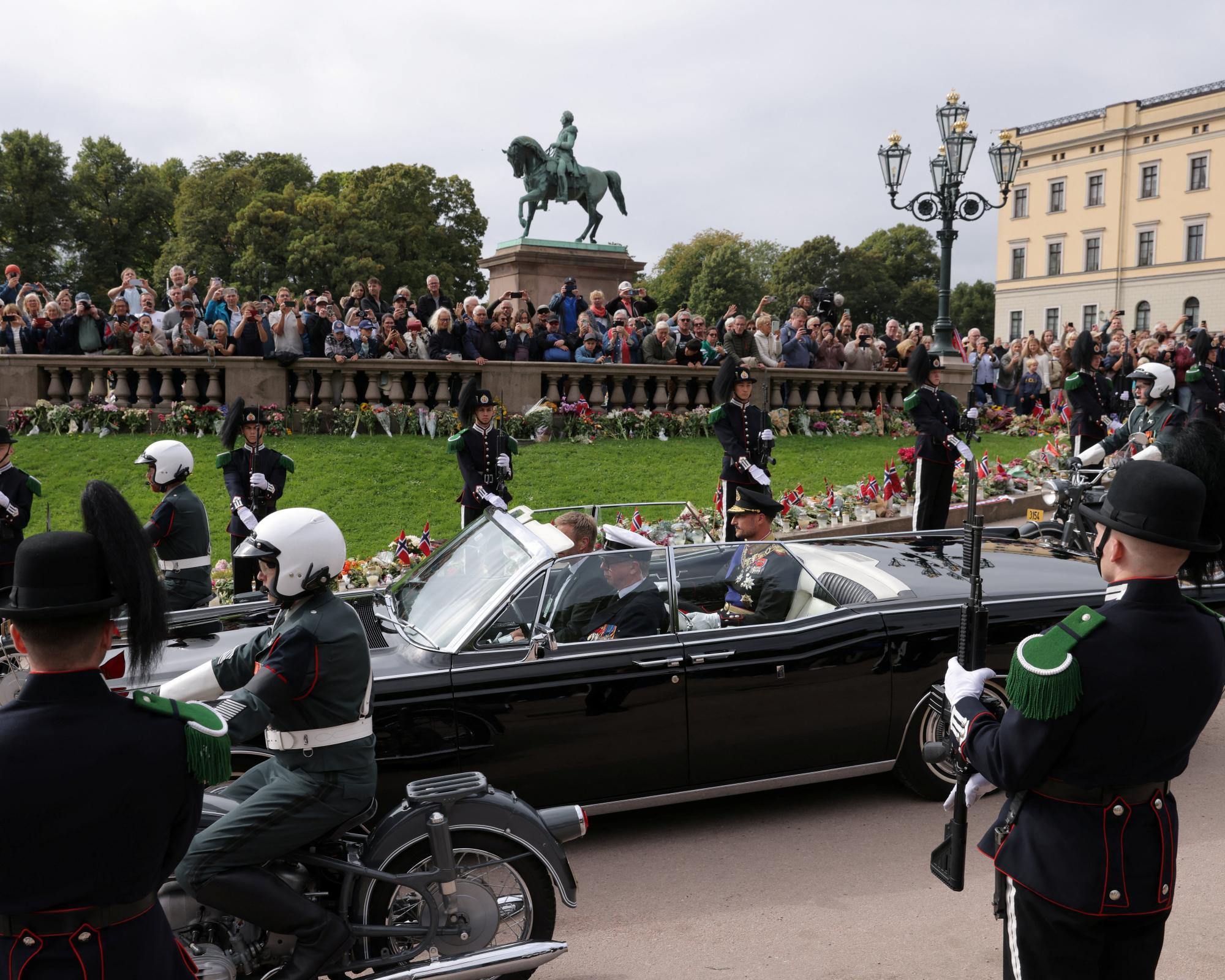 Norway's new king swears oath of allegiance with daughter at his side