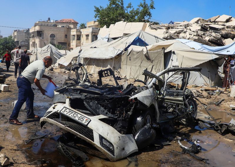 Israeli strikes kill four in Gaza as military says it arrests Hamas militant