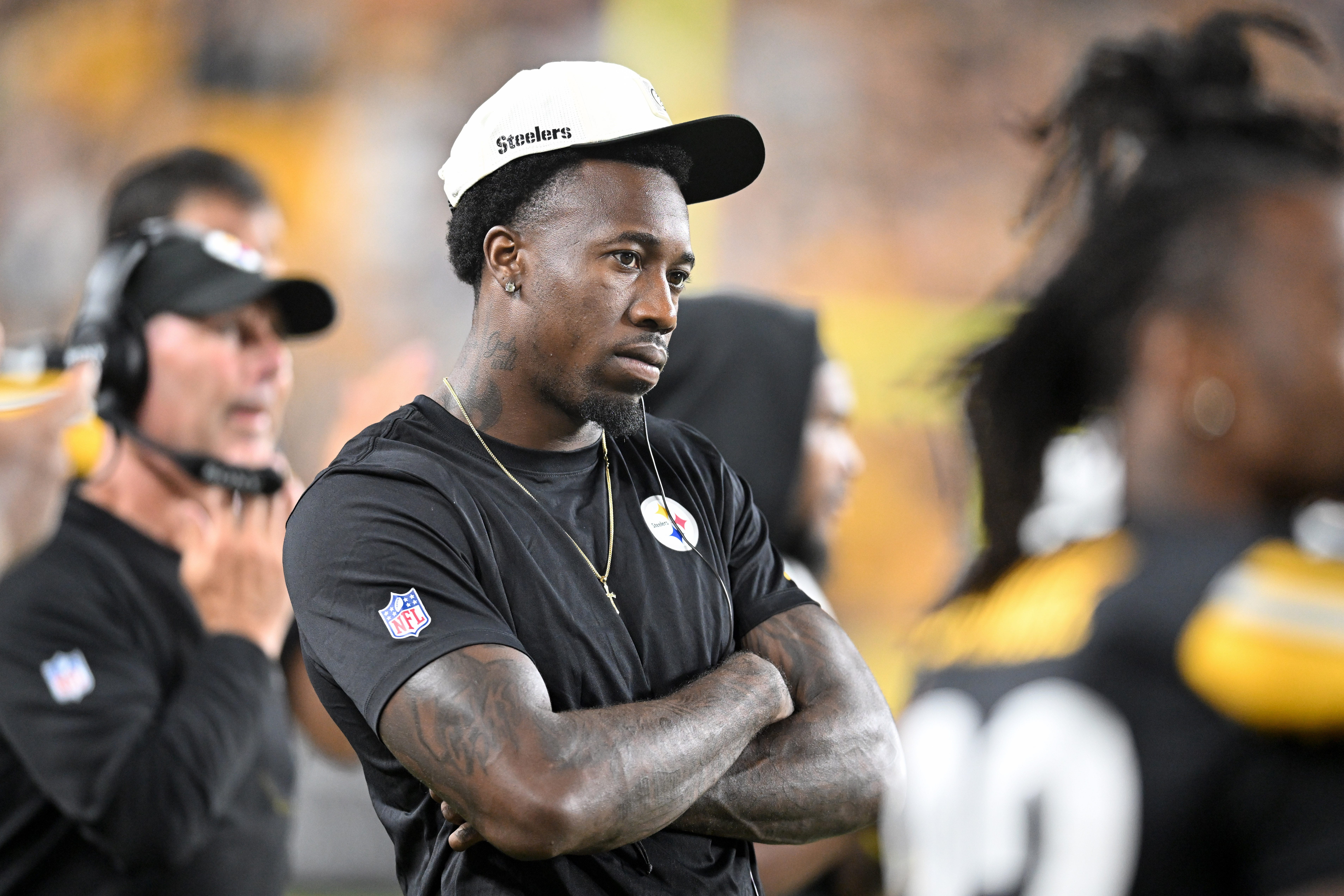 NFL insider shares ominous update on Joey Porter Jr. contract