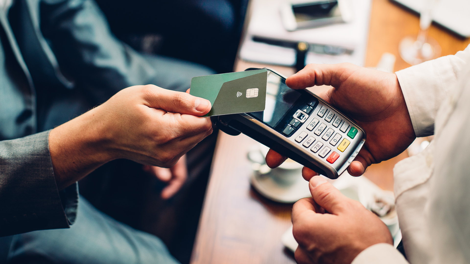 6 Best Credit Cards for Beginners, According to John Liang