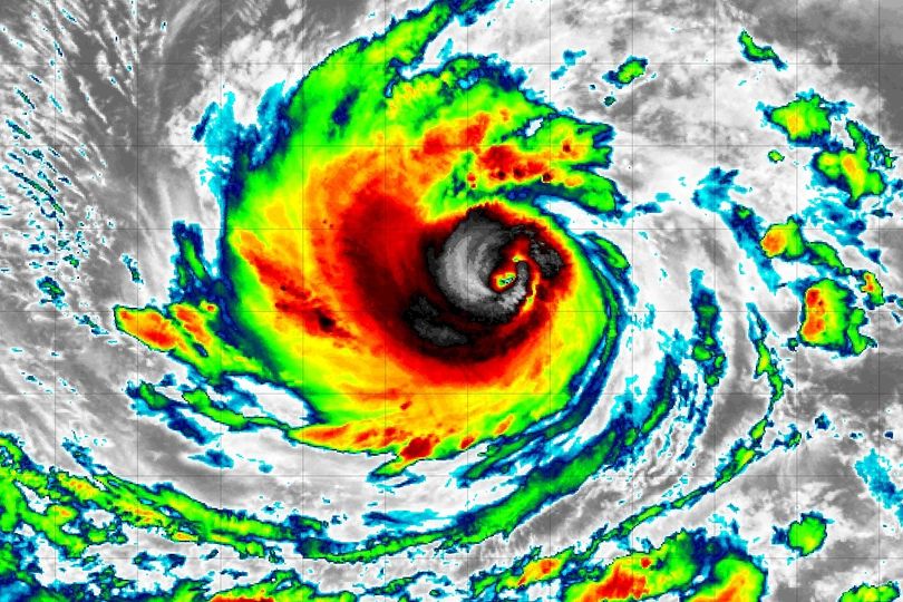Category 4 Hurricane Lowell threatens 1 million Americans celebrating Labor Day weekend